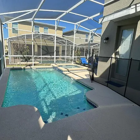 Villa La Patrona: 5Bd W Private Pool & Waterpark @ Champions Gate 8919